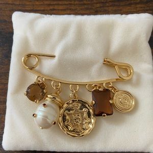 NWOT Brooks Brothers Brooche